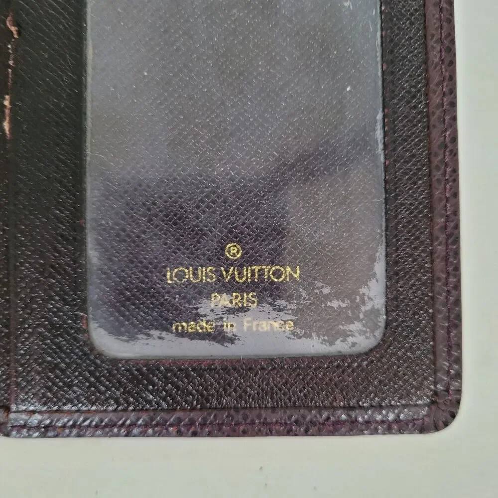Louis Vuitton LV Taiga Vintage Card 2 ID Windows Wallet Brown Bifold Small Auth